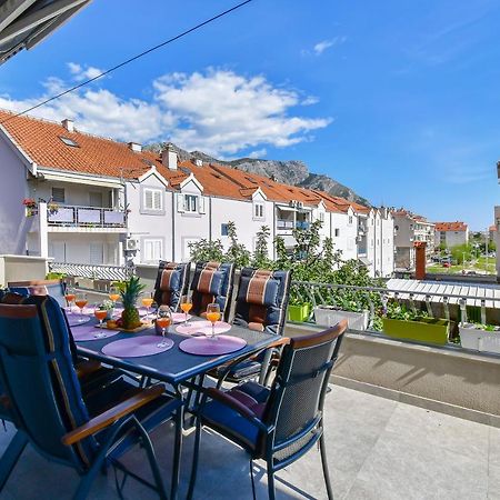 Apartment Ela Omiš Exteriér fotografie