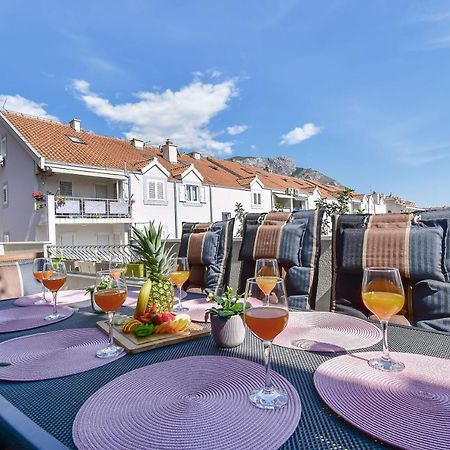 Apartment Ela Omiš Exteriér fotografie