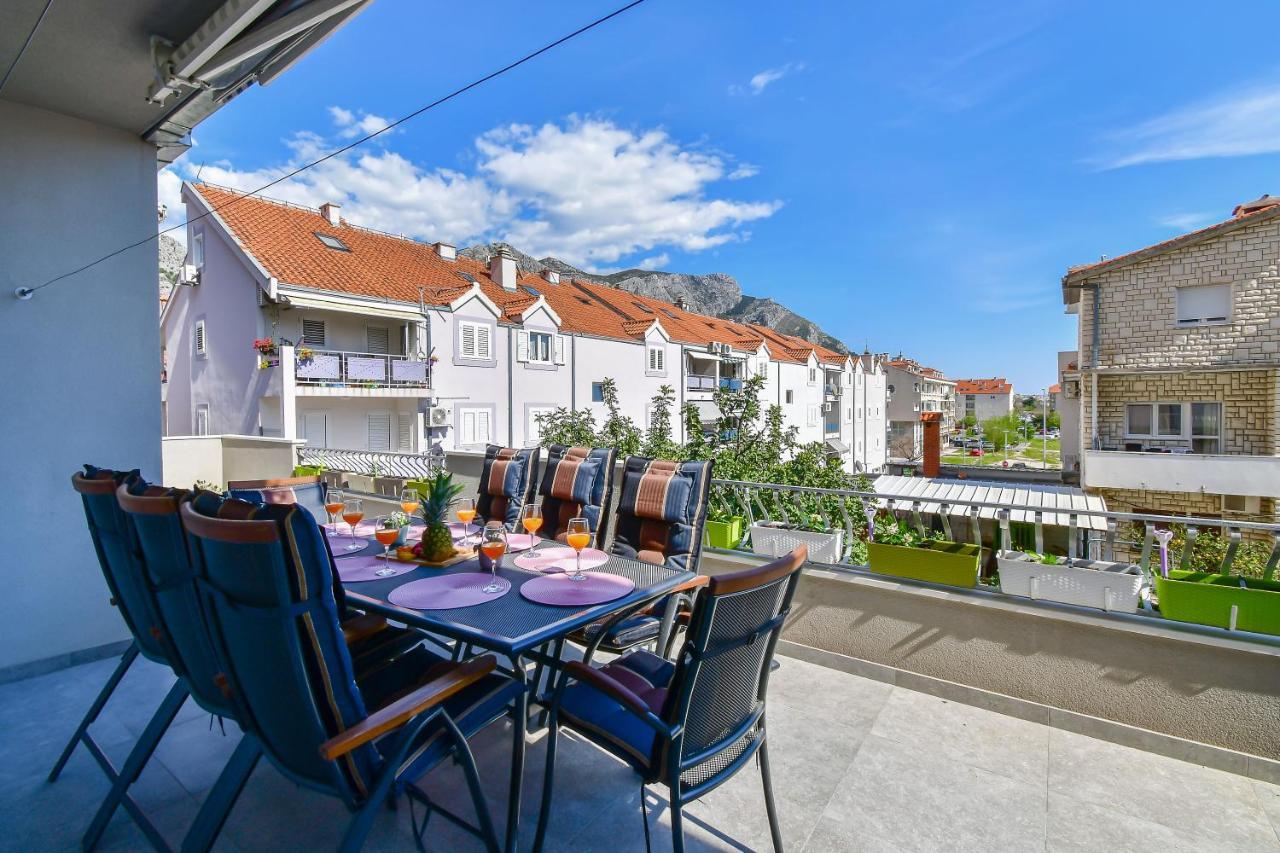 Apartment Ela Omiš Exteriér fotografie