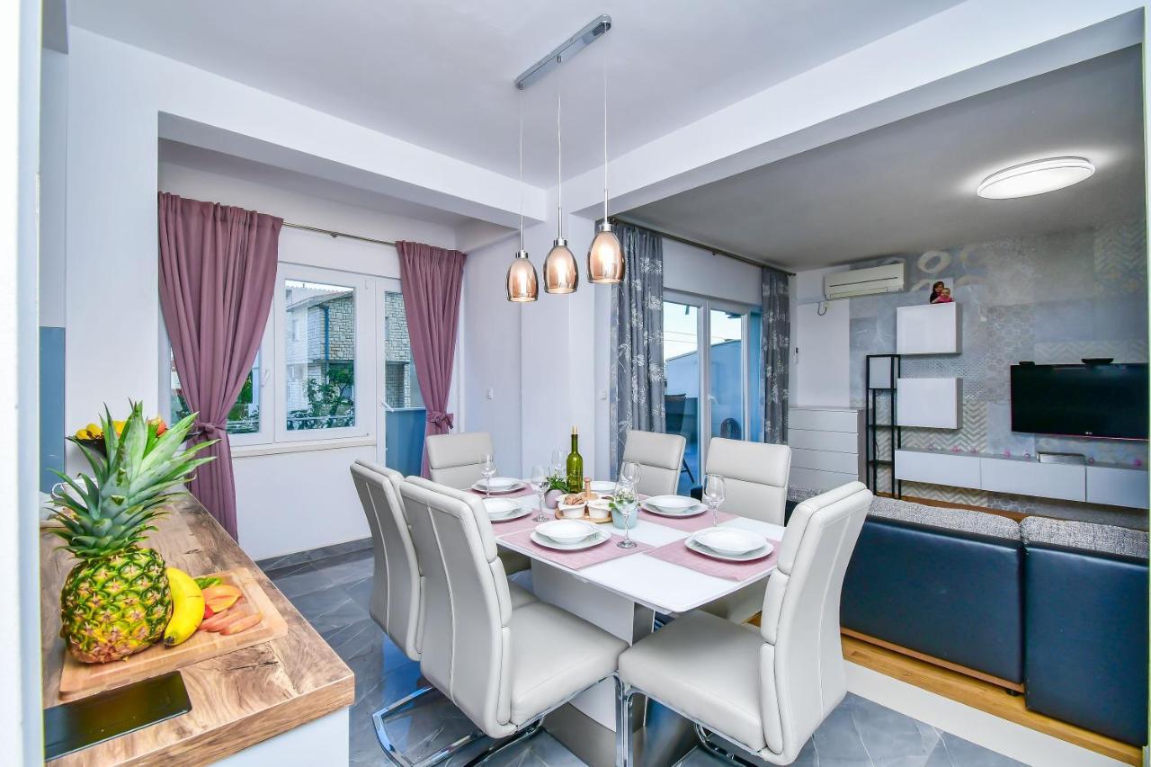 Apartment Ela Omiš Exteriér fotografie