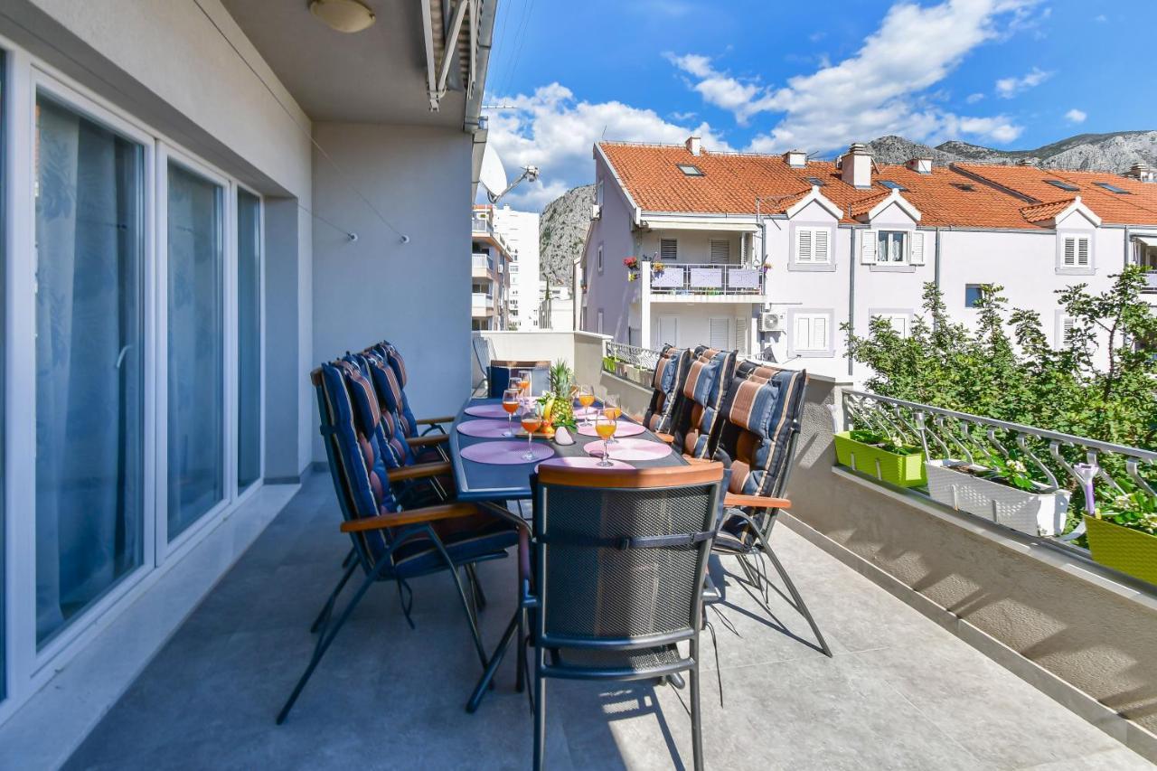 Apartment Ela Omiš Exteriér fotografie