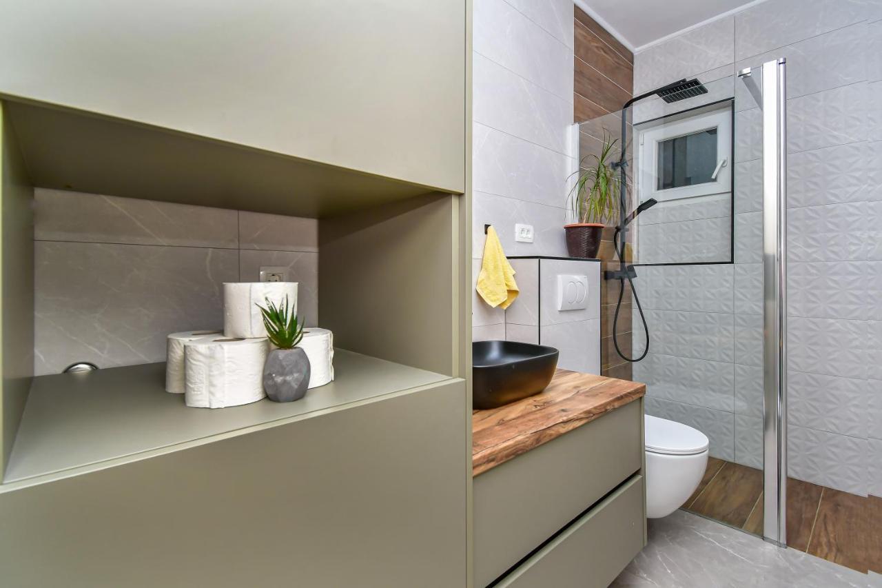 Apartment Ela Omiš Exteriér fotografie