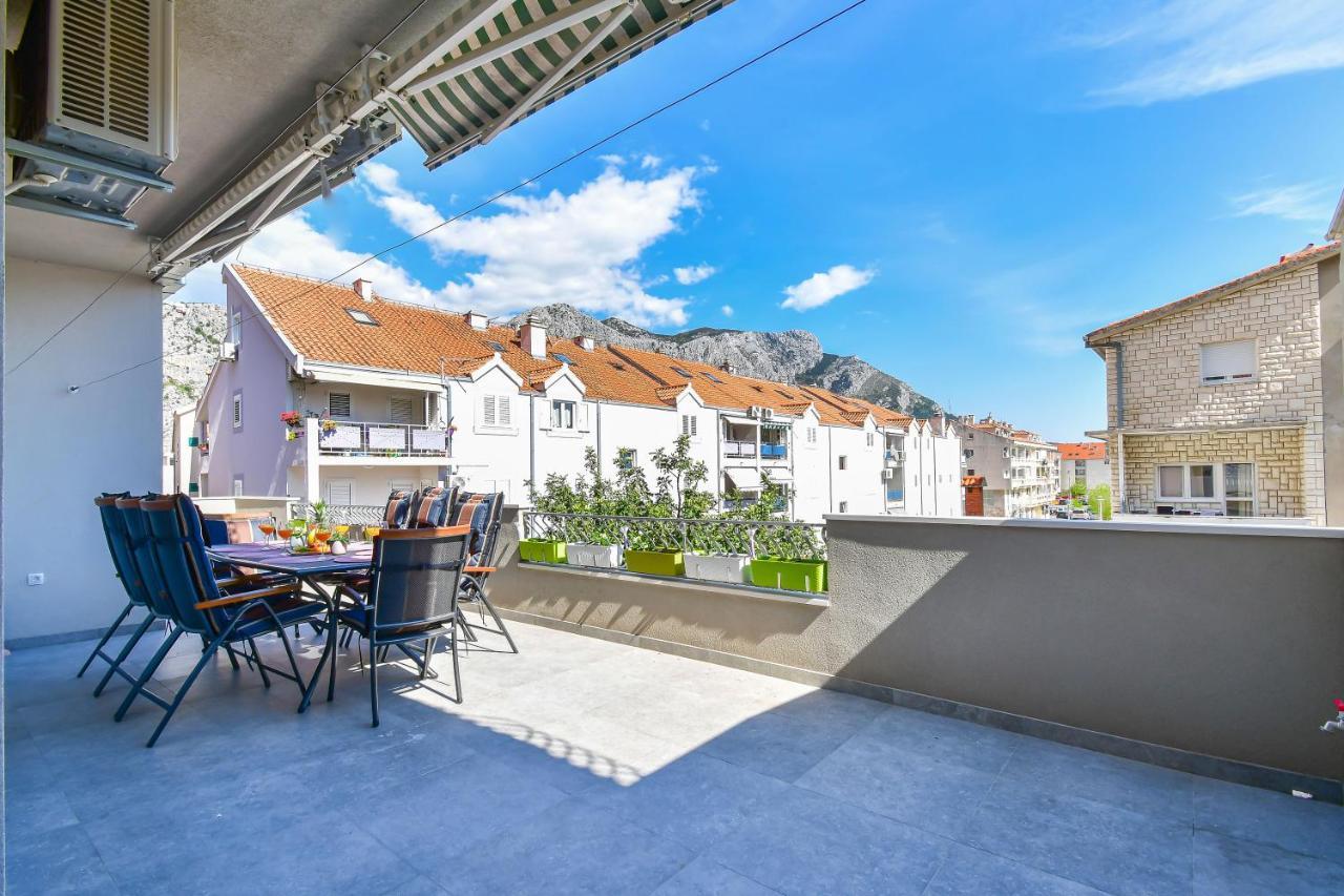 Apartment Ela Omiš Exteriér fotografie