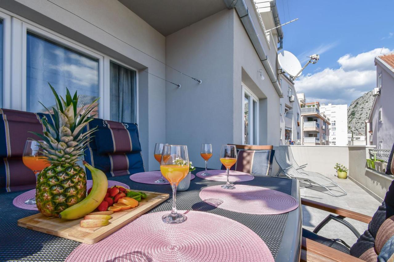 Apartment Ela Omiš Exteriér fotografie