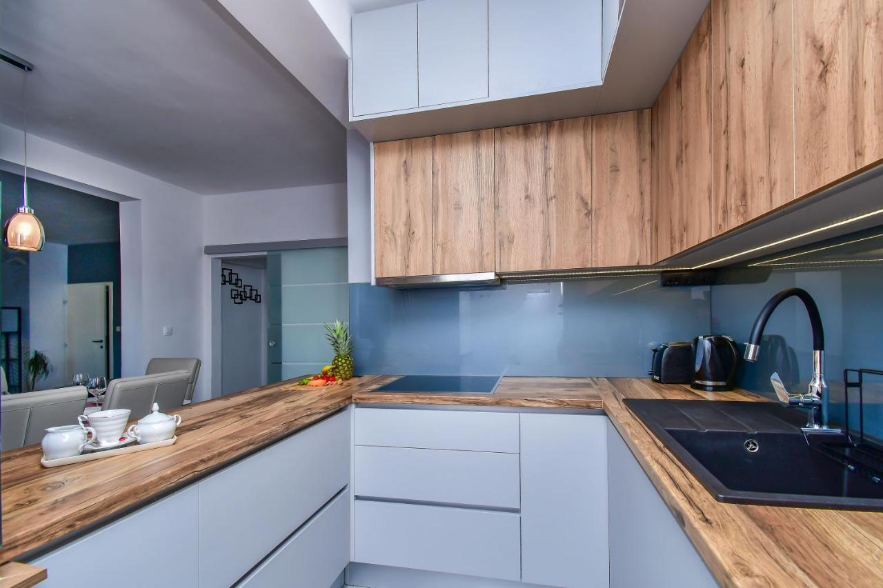 Apartment Ela Omiš Exteriér fotografie