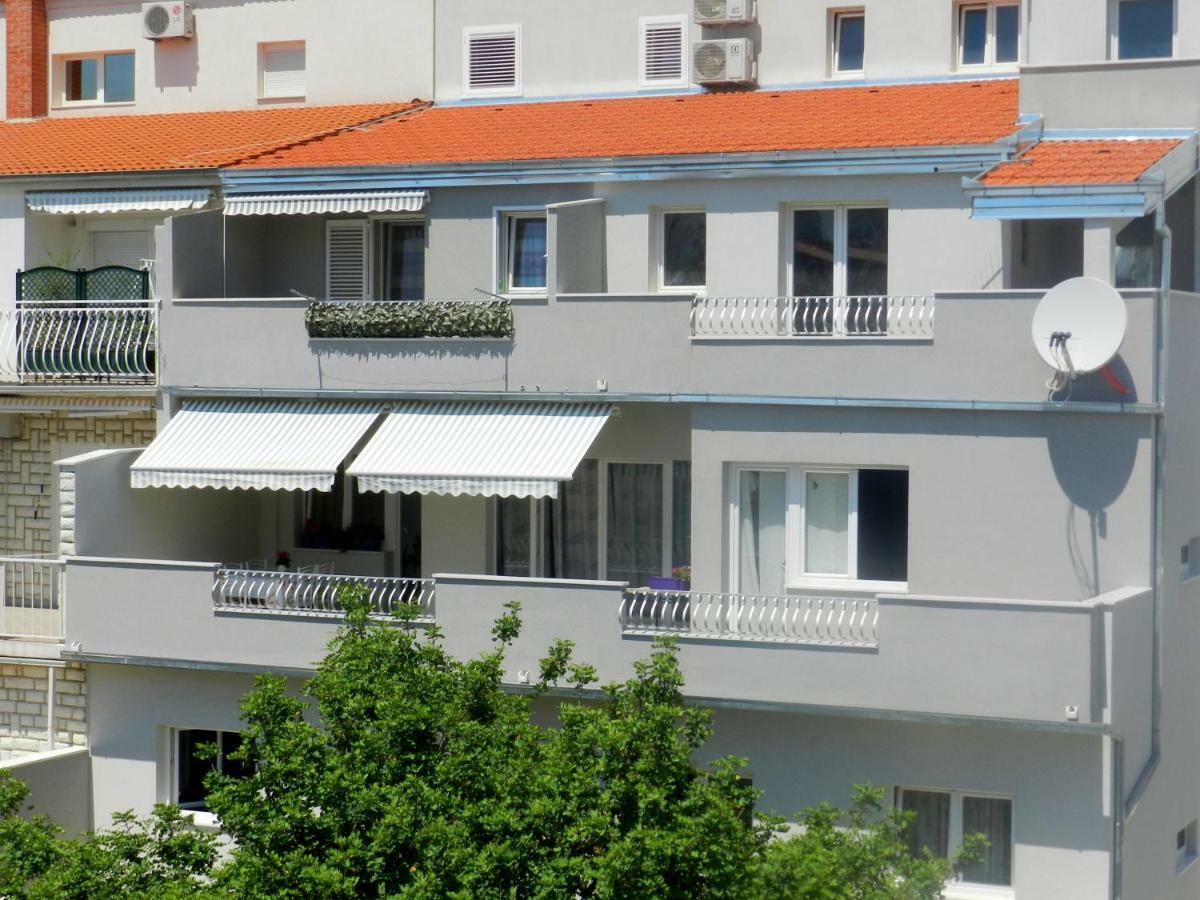 Apartment Ela Omiš Exteriér fotografie