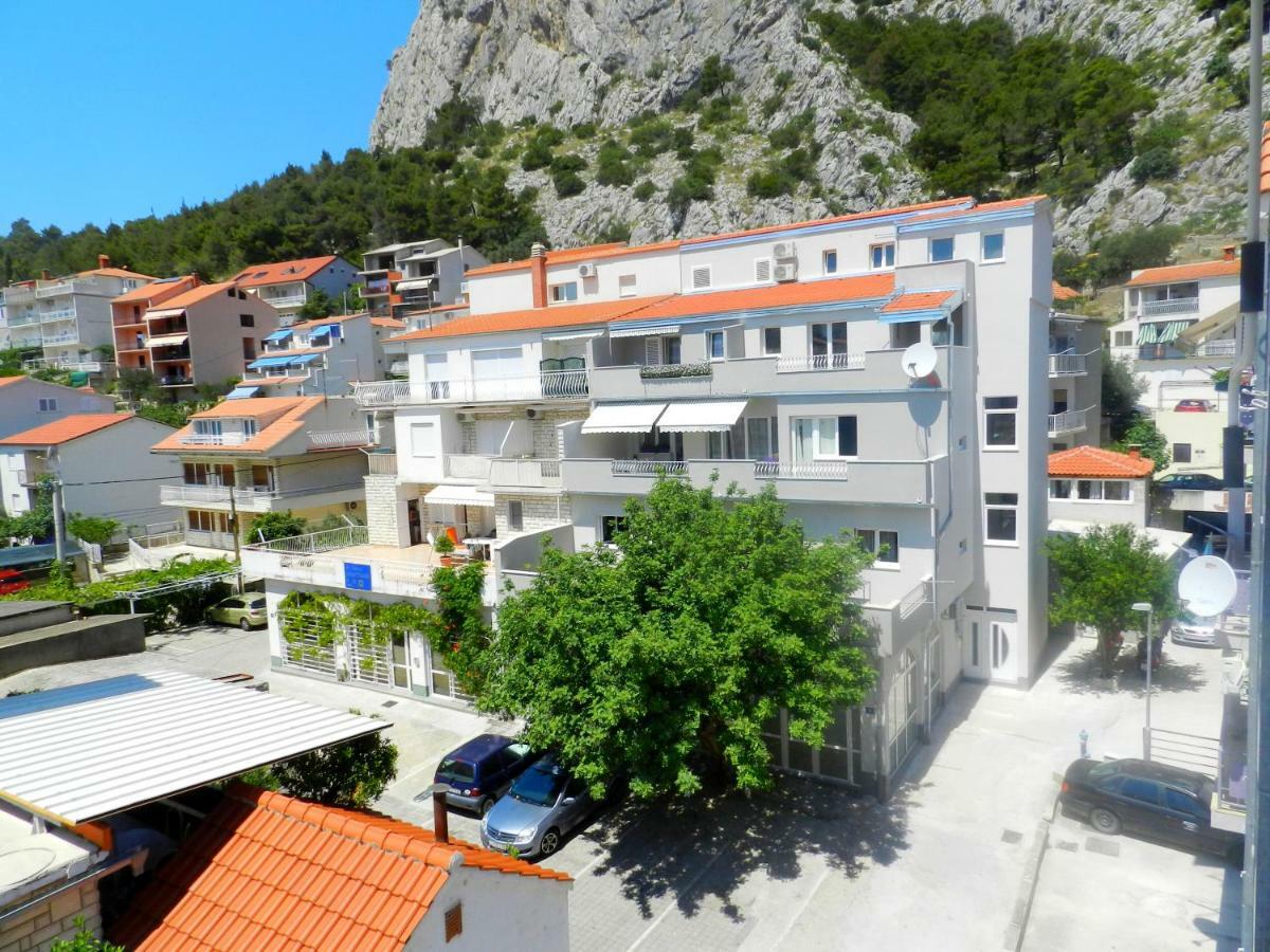Apartment Ela Omiš Exteriér fotografie